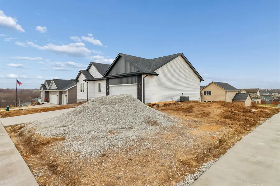 1511 W Lincoln Place, Indianola, IA 50125 - #3