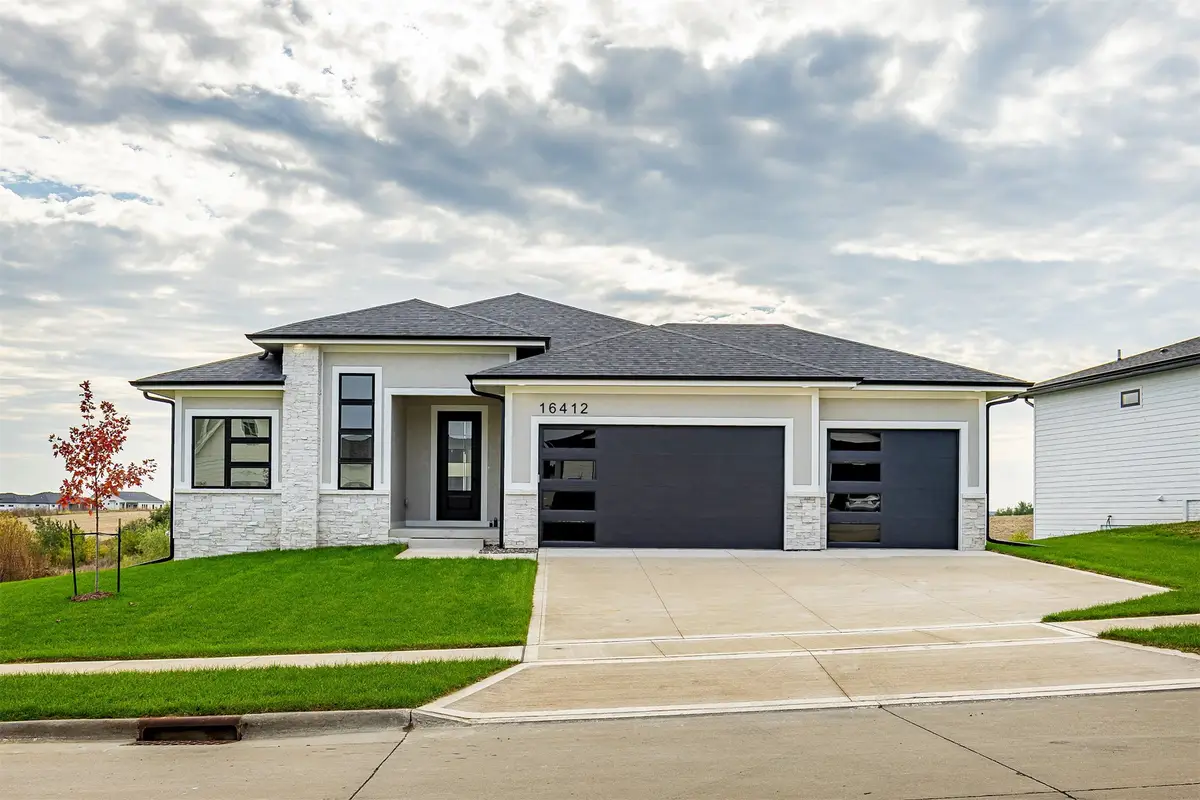 16412 N Valley Drive, Urbandale, IA 50111 - #1