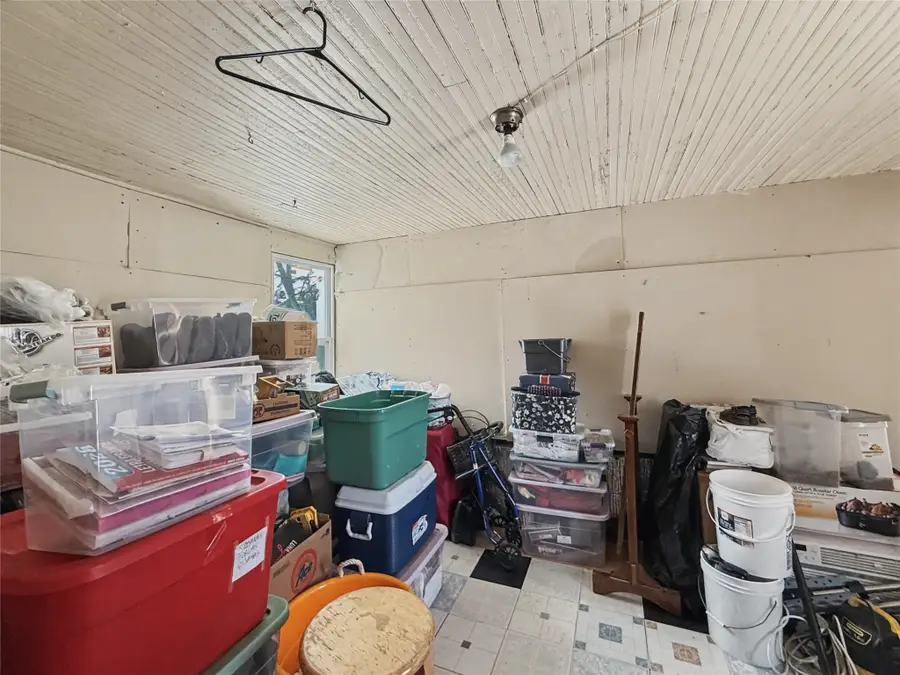 1019 E 8th Street, Des Moines, IA 50316 - #3