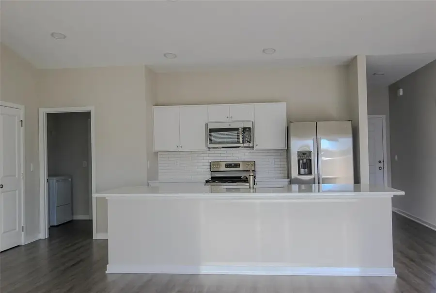 964 NE 64th Avenue, Des Moines, IA 50313 - #3