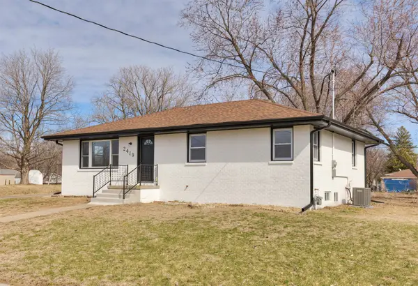 2419 E 23rd Street, Des Moines, IA 50317