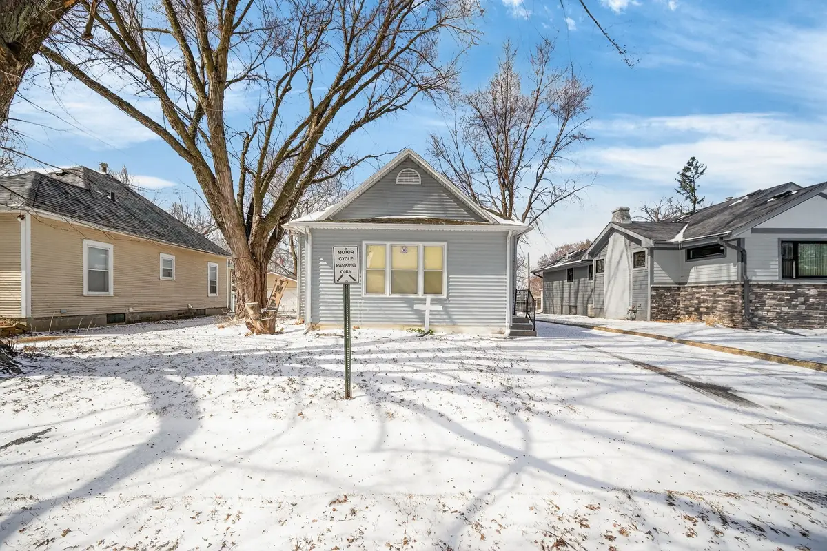 2342 Amherst Street, Des Moines, IA 50313 - #1