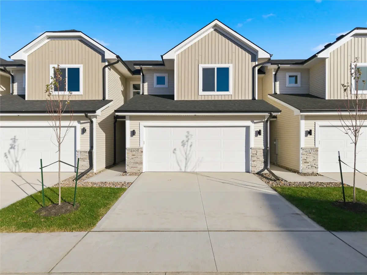 6929 Poppy Court, Johnston, IA 50131 - #1