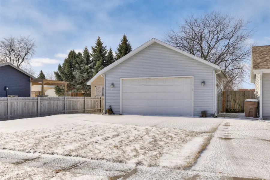 1003 Lincoln Street Se, Bondurant, IA 50035 - #3