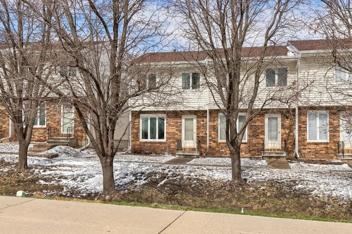 124 Holiday Circle #6, West Des Moines, IA 50265 - #1