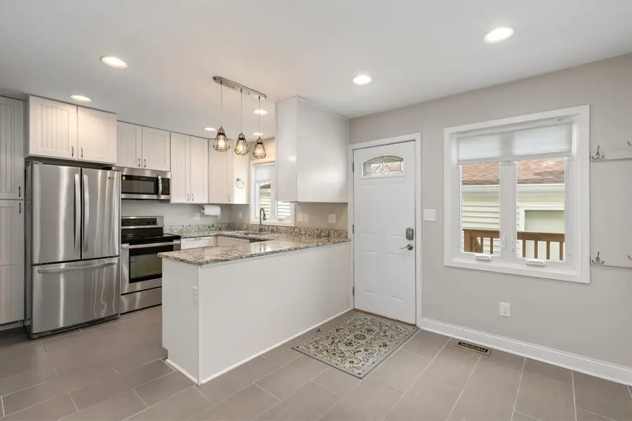 124 Holiday Circle #6, West Des Moines, IA 50265 - #3