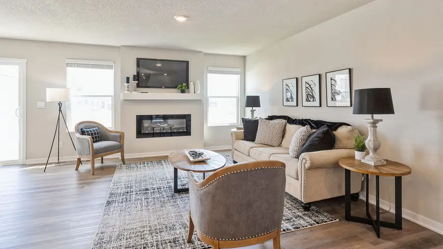 15211 Stonecrop Drive, Urbandale, IA 50111 - #3