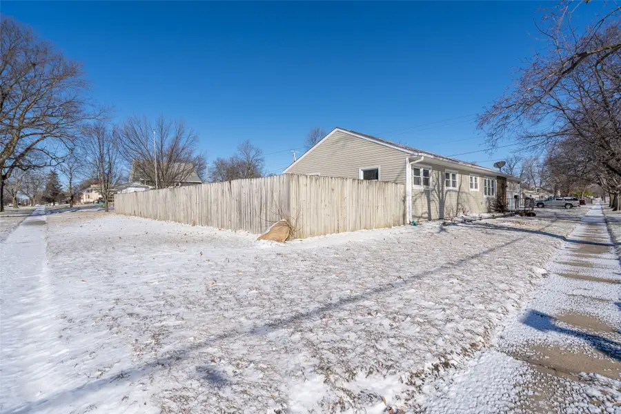 1105 16th Street, Perry, IA 50220 - #3