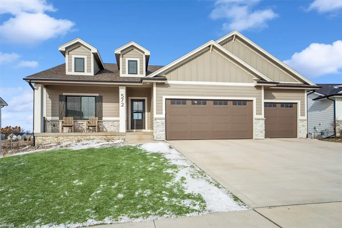 572 Napoli Avenue, West Des Moines, IA 50266 - #1