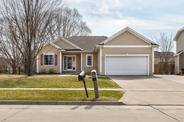 570 SE Parker Drive, Waukee, IA 50263