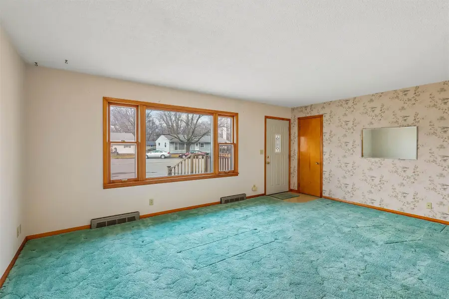 1603 Chance Court, Adel, IA 50003 - #2