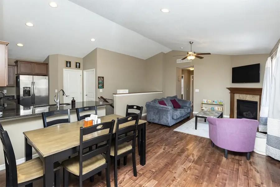 1538 Indigo Drive Se, Altoona, IA 50009 - #3