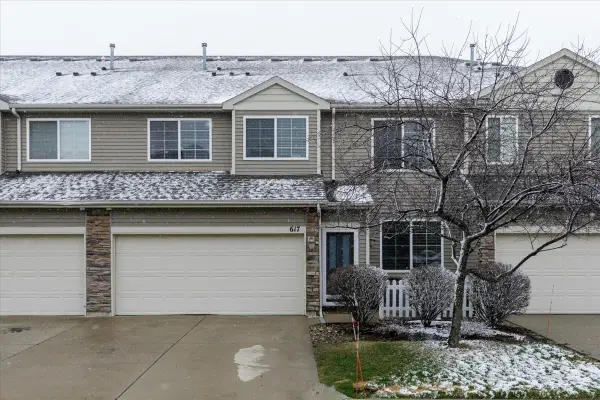 617 Villa Court, West Des Moines, IA 50266