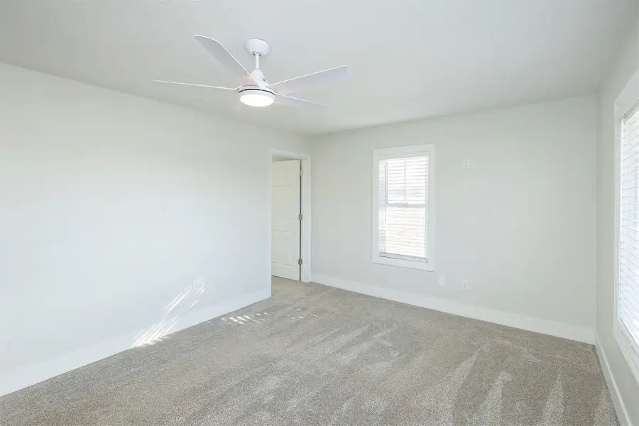 205 NW 51st Place, Des Moines, IA 50313 - #2