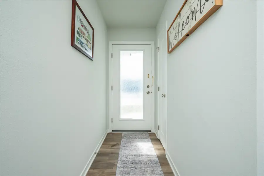 2412 Whispering Ridge Drive, Des Moines, IA 50320 - #2