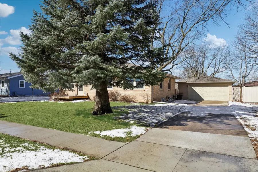210 NW Kline Street, Ankeny, IA 50023 - #2