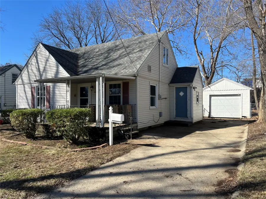 6504 SW 17th Street, Des Moines, IA 50315 - #2