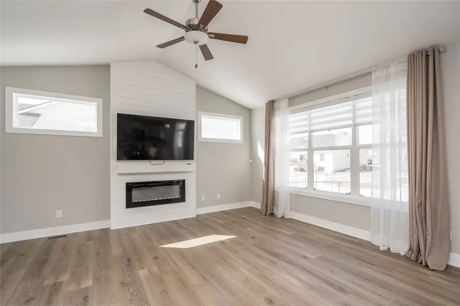 1402 NW Reinhart Drive, Ankeny, IA 50023 - #3