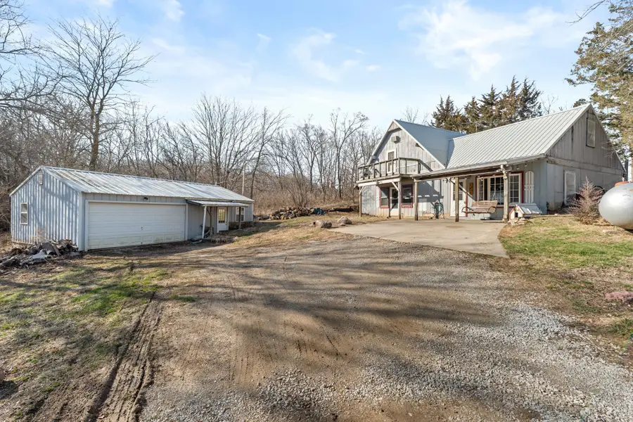 28609 & 28611 Amarillo Avenue, Linden, IA 50146 - #3