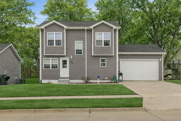 226 Northview Court, Hartford, IA 50118