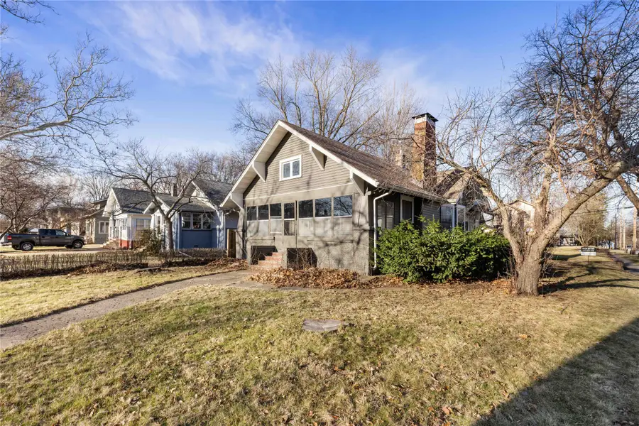 1344 45th Street, Des Moines, IA 50311 - #3