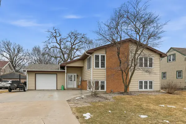 106 S East Street, Prairie City, IA 50228