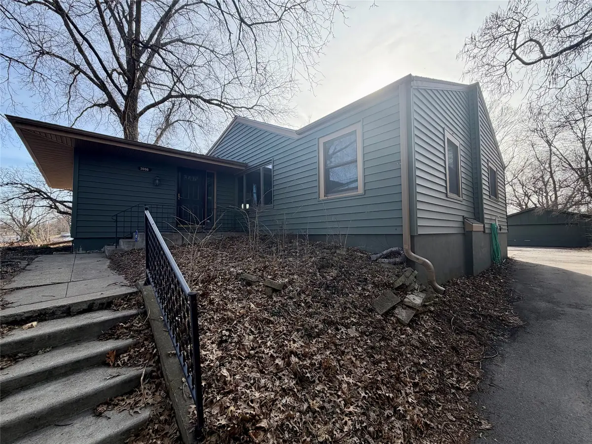 3006 Fleur Drive, Des Moines, IA 50321 - #1