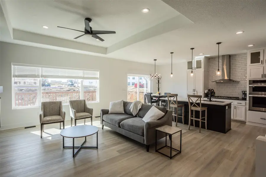 7036 Lake Ridge Avenue, Des Moines, IA 50320 - #3