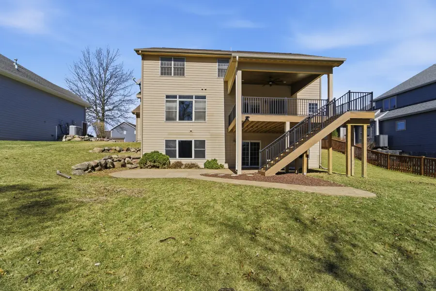 15318 Horton Avenue, Urbandale, IA 50322 - #2