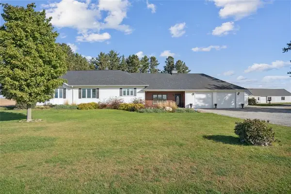 13214 S 112th Avenue E, Sully, IA 50251