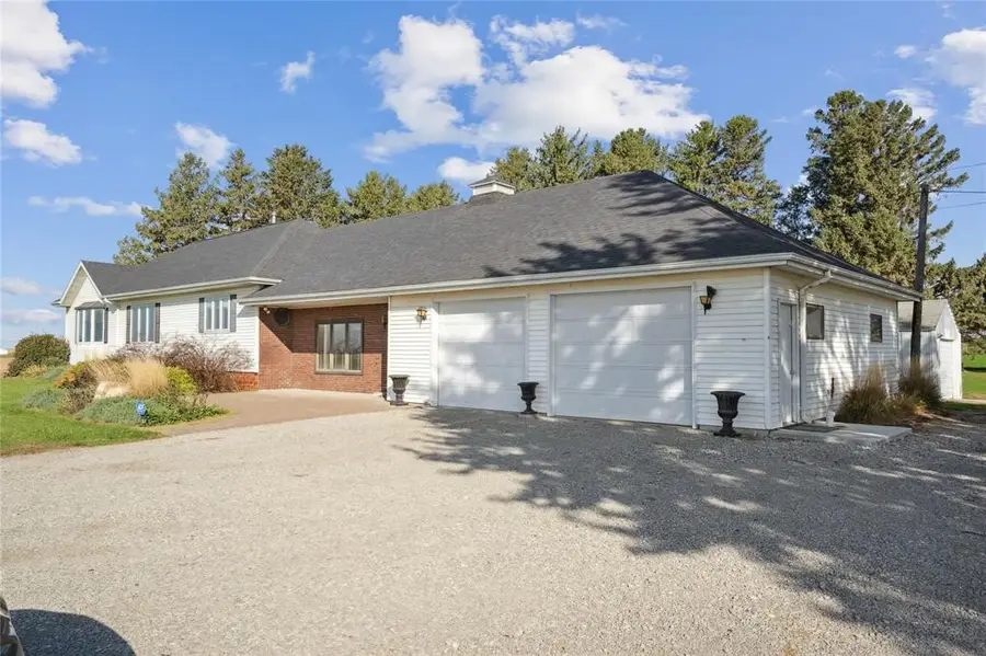 13214 S 112th Avenue E, Sully, IA 50251 - #2