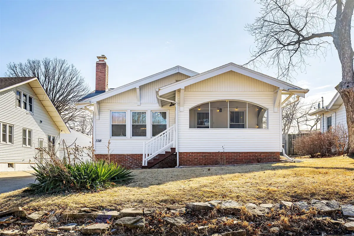 3318 School Street, Des Moines, IA 50311 - #1