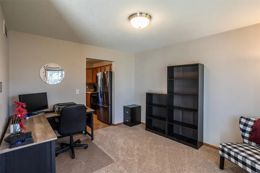 5917 NW 106th Street, Johnston, IA 50131 - #2