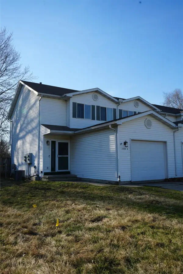 1425 S 5th Street #4, Carlisle, IA 50047