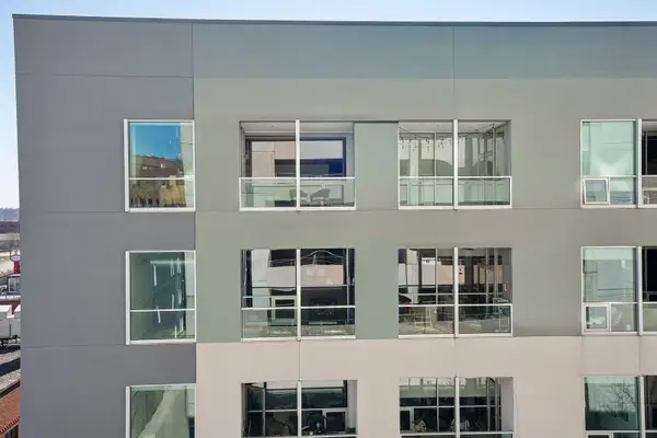 111 10th Street #406, Des Moines, IA 50309