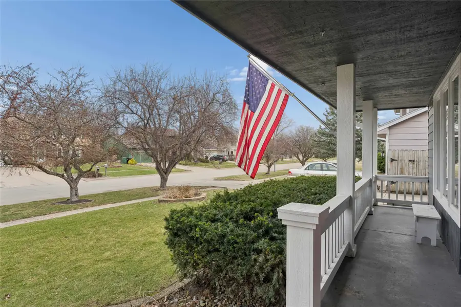 913 SE Peterson Drive, Ankeny, IA 50021 - #3