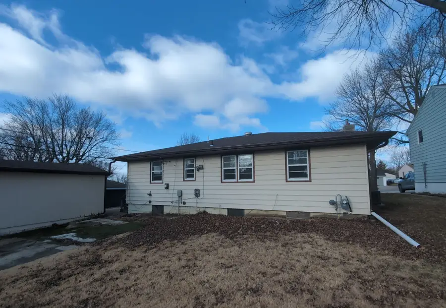 1726 Salinger Avenue, Carroll, IA 51401 - #3