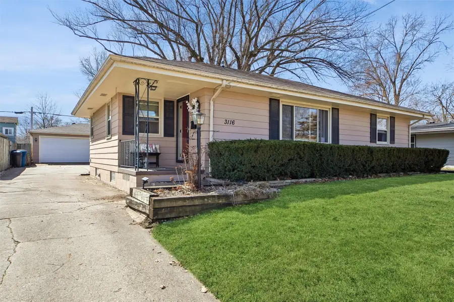 3116 Twana Drive, Des Moines, IA 50310 - #2