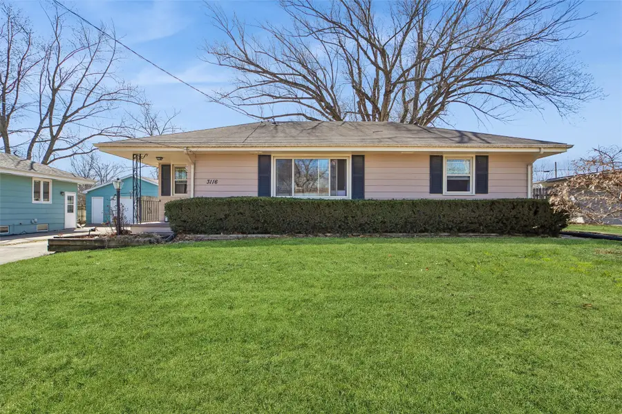 3116 Twana Drive, Des Moines, IA 50310 - #3