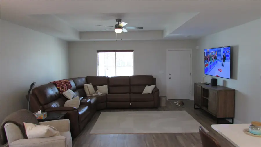 1608 Justice Way, Knoxville, IA 50138 - #3