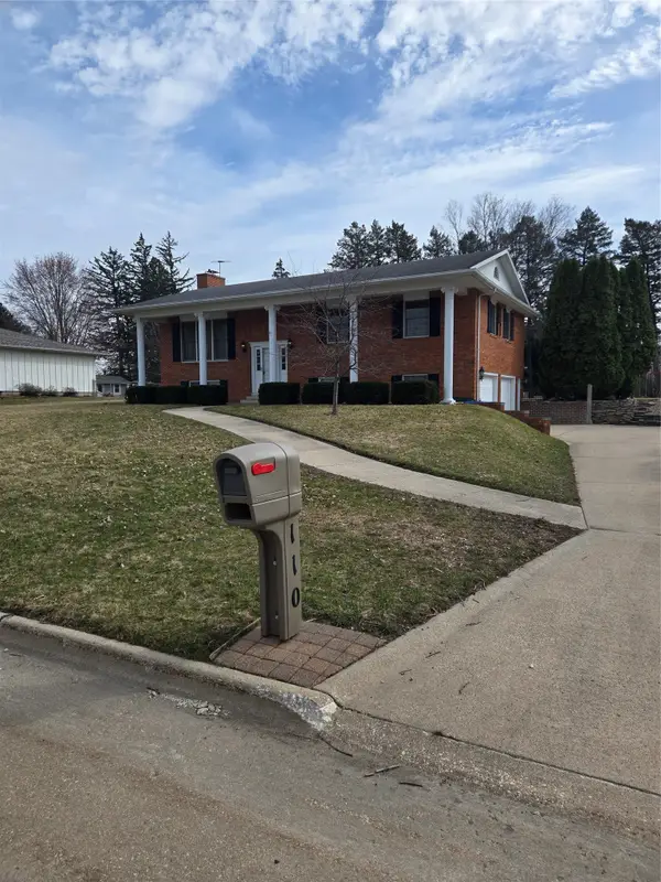 110 Bicentennial Court, Webster City, IA 50595