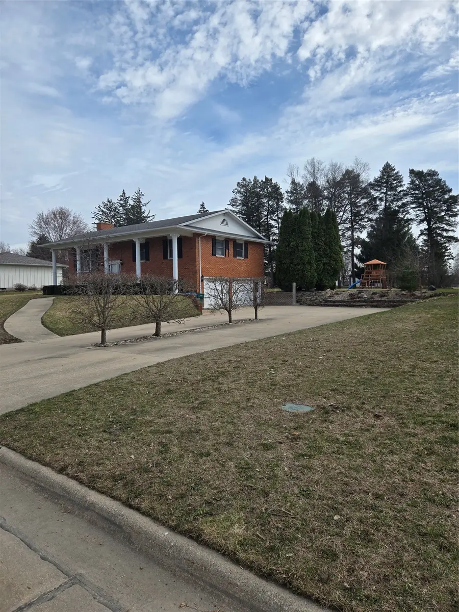 110 Bicentennial Court, Webster City, IA 50595 - #3