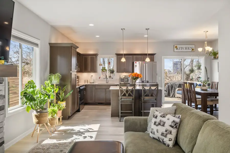 4616 167th Street, Urbandale, IA 50323 - #3