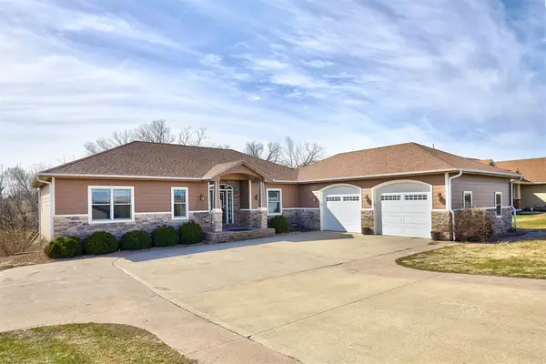 15286 NE 42nd Street, Cambridge, IA 50046