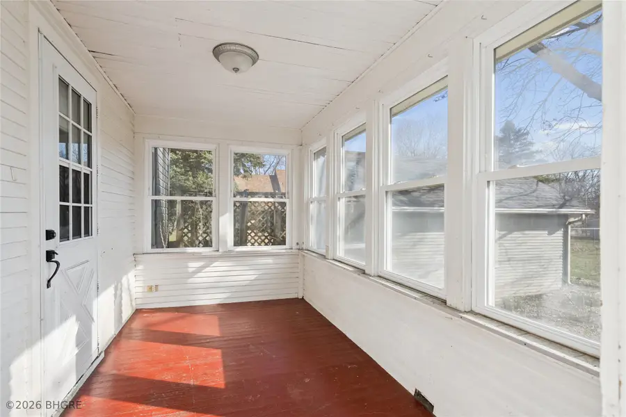 3819 S Union Street, Des Moines, IA 50315 - #3