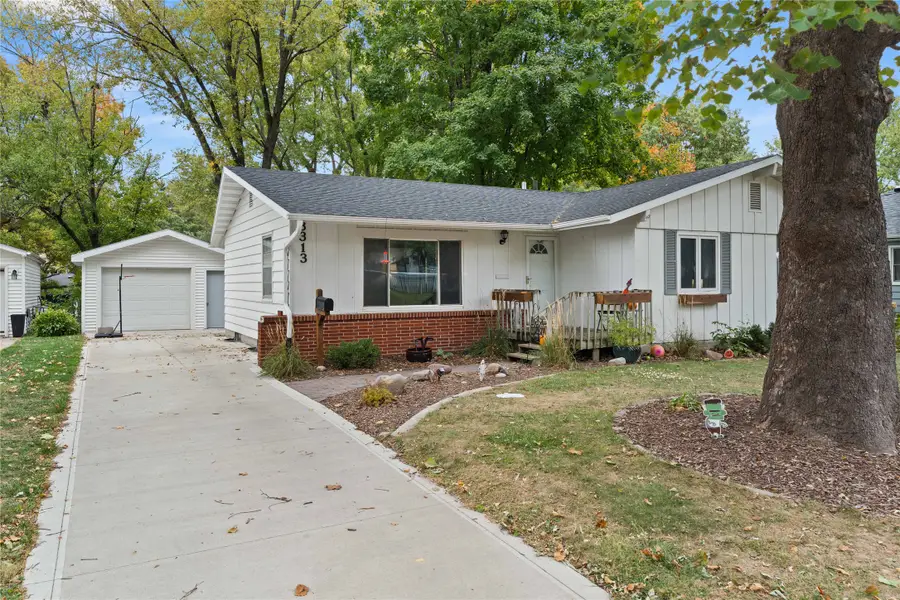 3313 Brookview Drive, West Des Moines, IA 50265 - #2