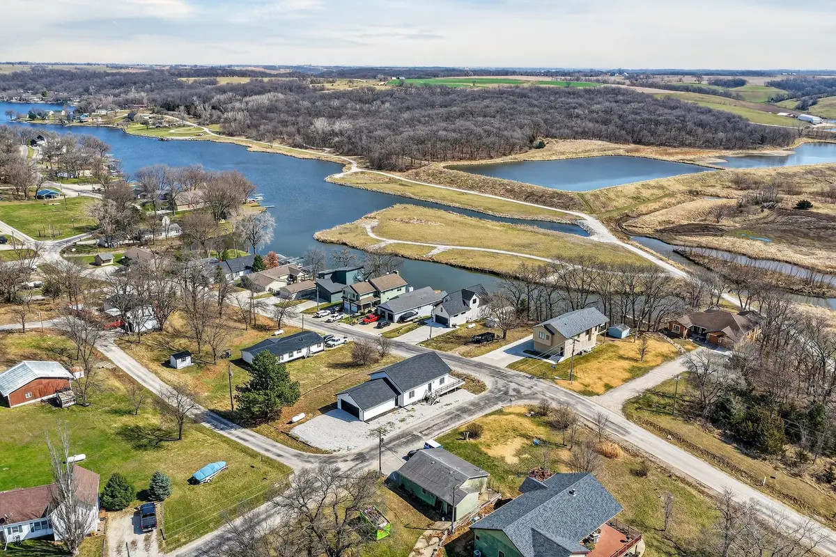 8479 Lakeshore Drive, Dexter, IA 50070 - #1