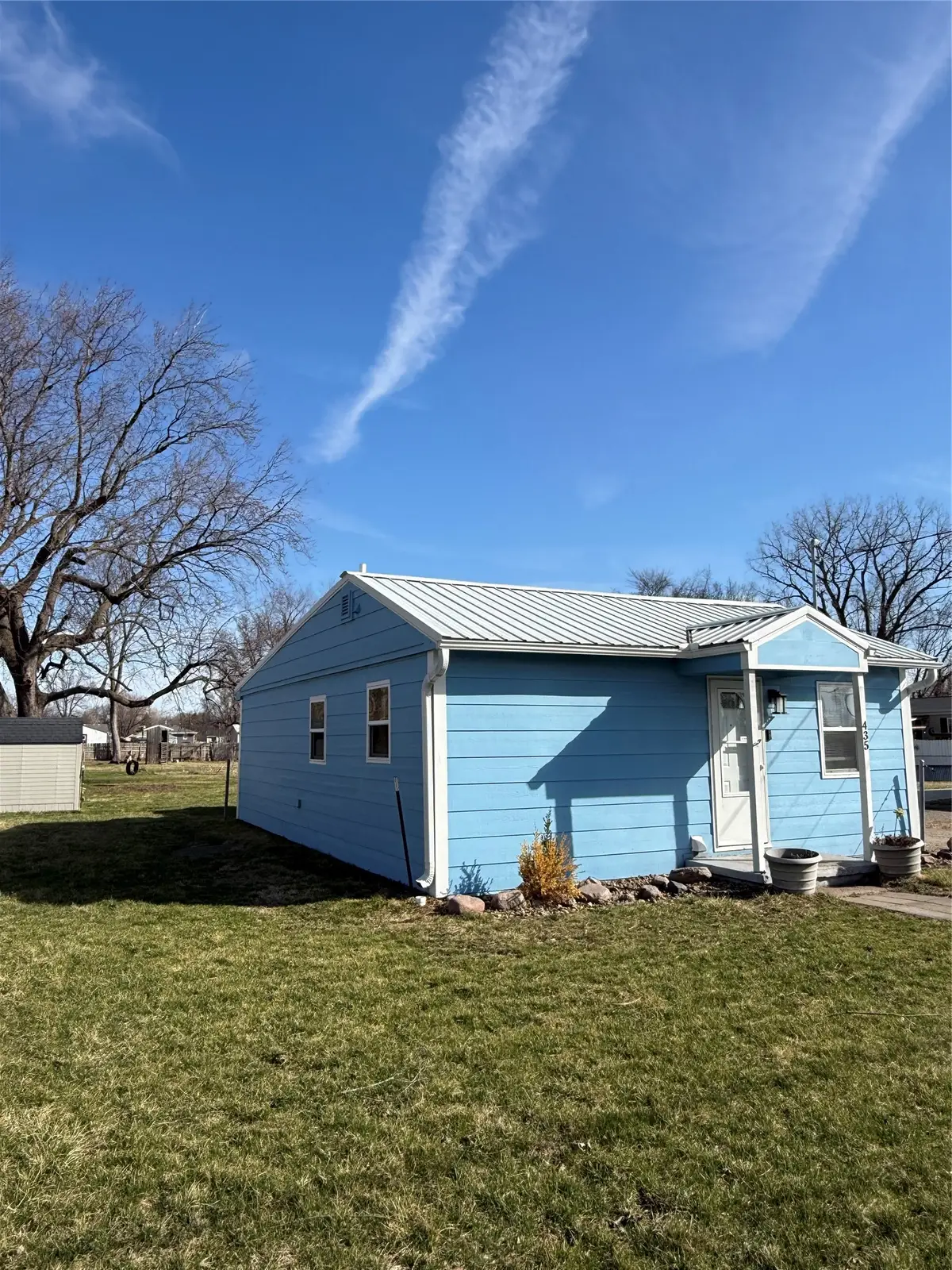 435 NW 49th Place, Des Moines, IA 50313 - #1