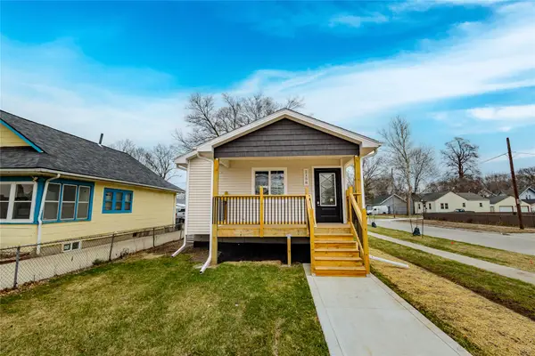 2158 E Walnut Street, Des Moines, IA 50317