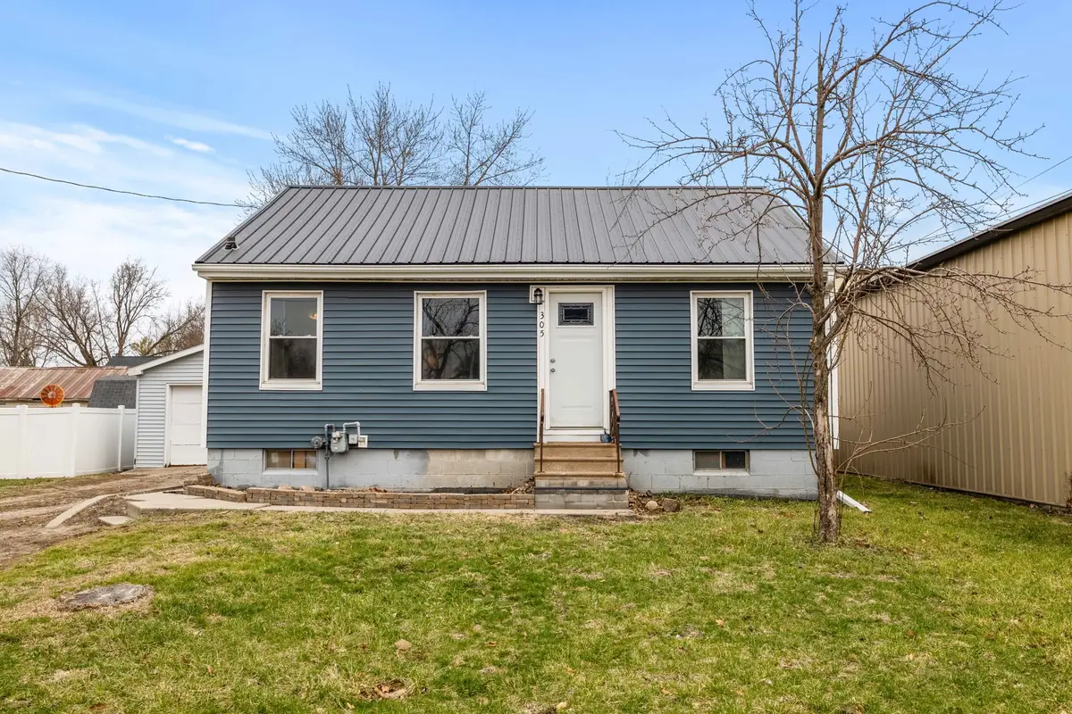 305 1st Street, Gilbert, IA 50105 - #1